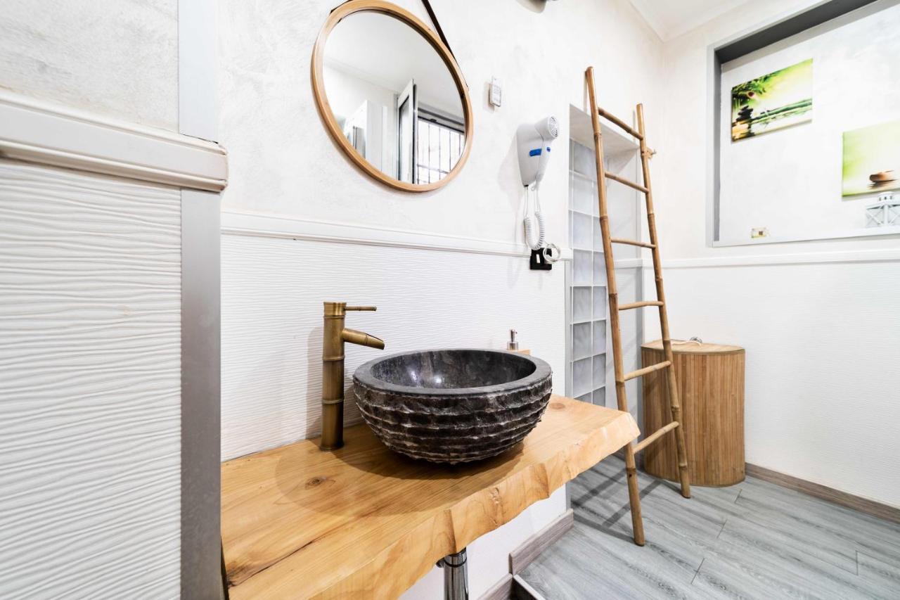 Newhouse Dei Mille Apartment บารี ภายนอก รูปภาพ