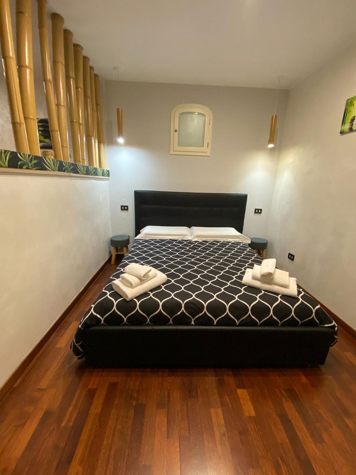 Newhouse Dei Mille Apartment บารี ภายนอก รูปภาพ