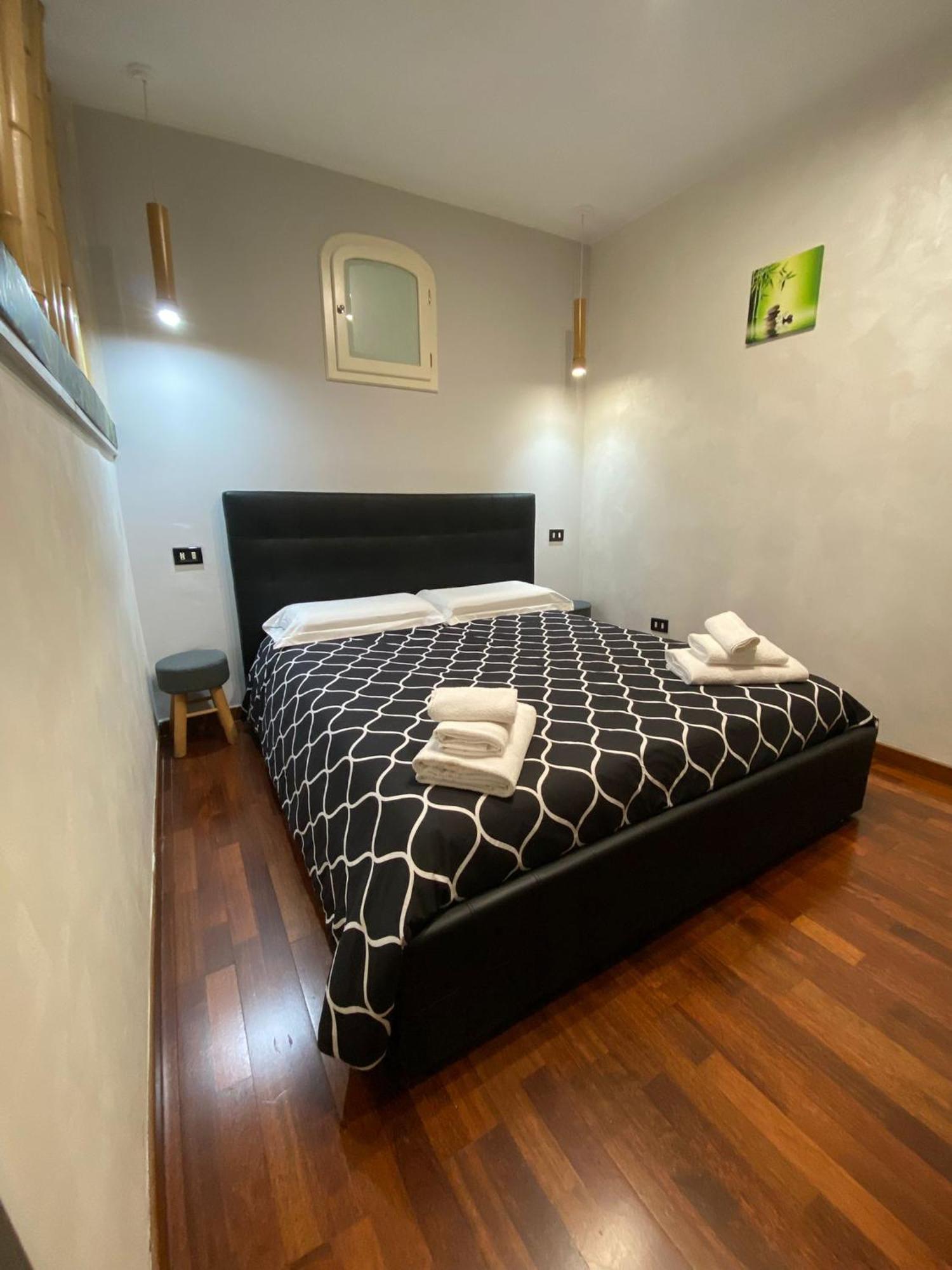 Newhouse Dei Mille Apartment บารี ภายนอก รูปภาพ