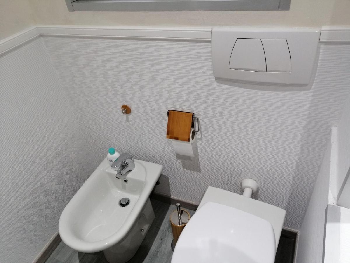 Newhouse Dei Mille Apartment บารี ภายนอก รูปภาพ